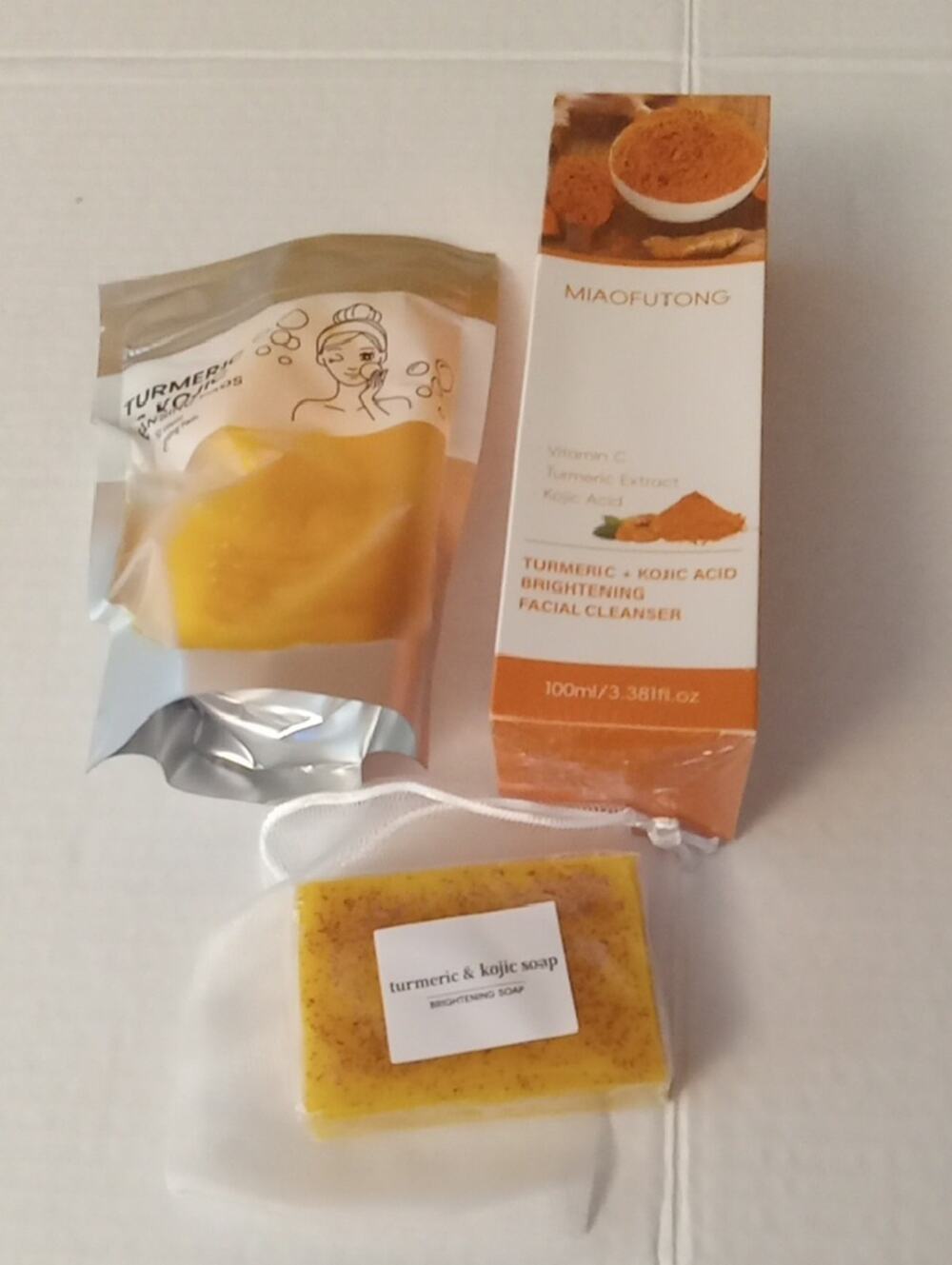MIAOFUTONG Turmeric + Kojic Acid Brightening Cleanser & Soap Set - Yellow